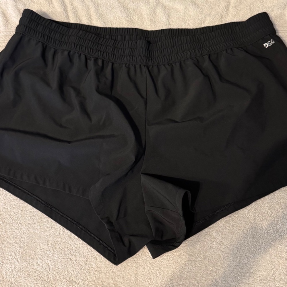 DSG (Dick's Sporting Goods) Activewear Women's Shorts - 2XL